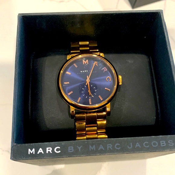 Marc by Marc Jacobs rose gold bracelet watch - Picture 1 of 3